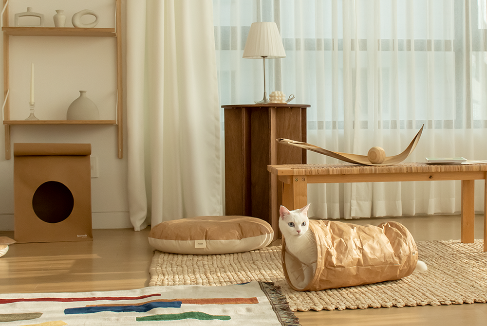 TYVEK CAT TUNNEL