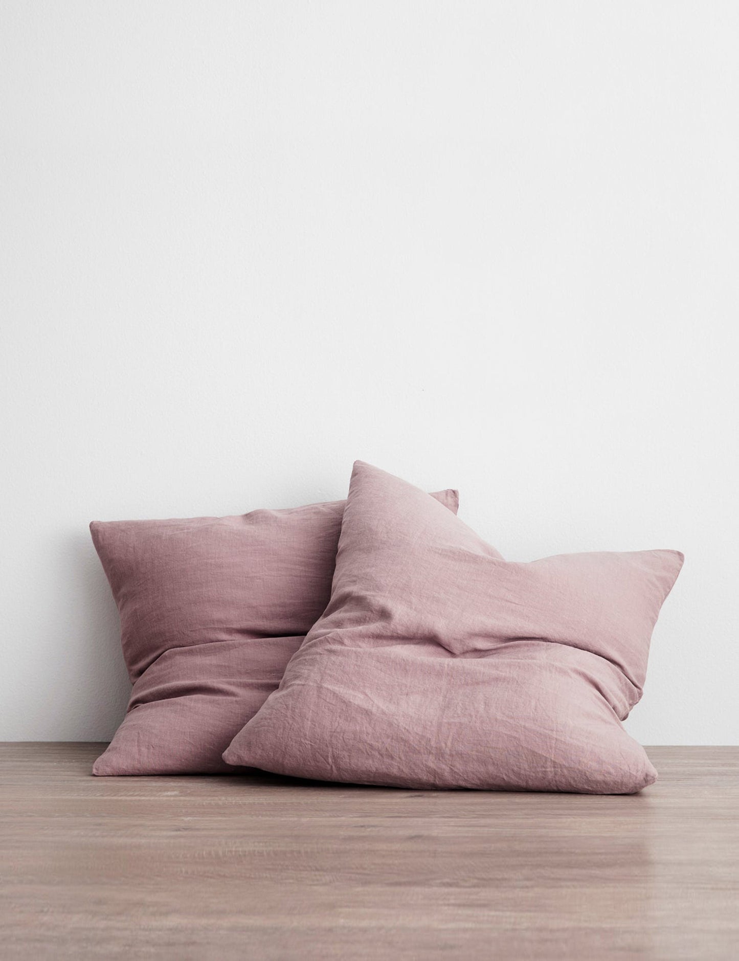 European Flax Linen Pillowcases (Set of 2) by Cultiver